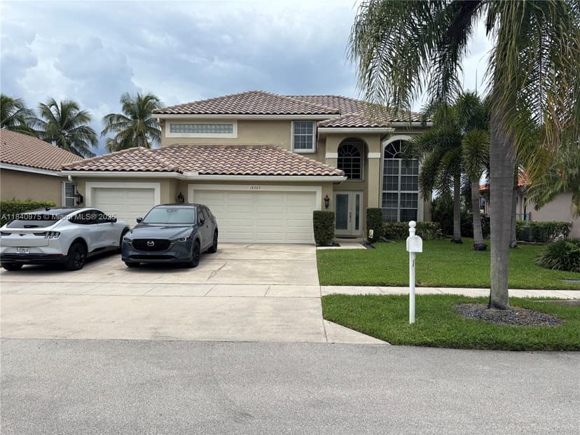 18265 NW 12th St, Pembroke Pines FL 33029