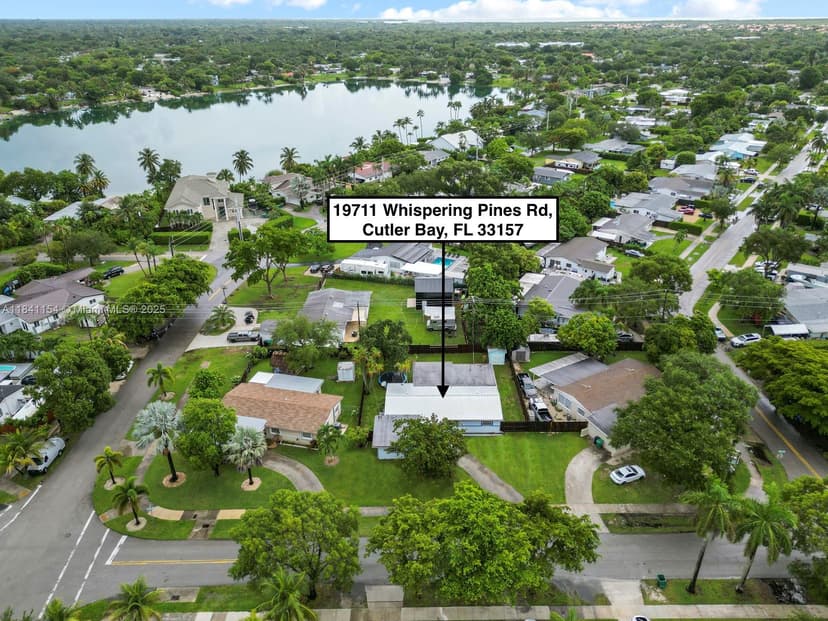 19711 Whispering Pines Rd, Cutler Bay FL 33157