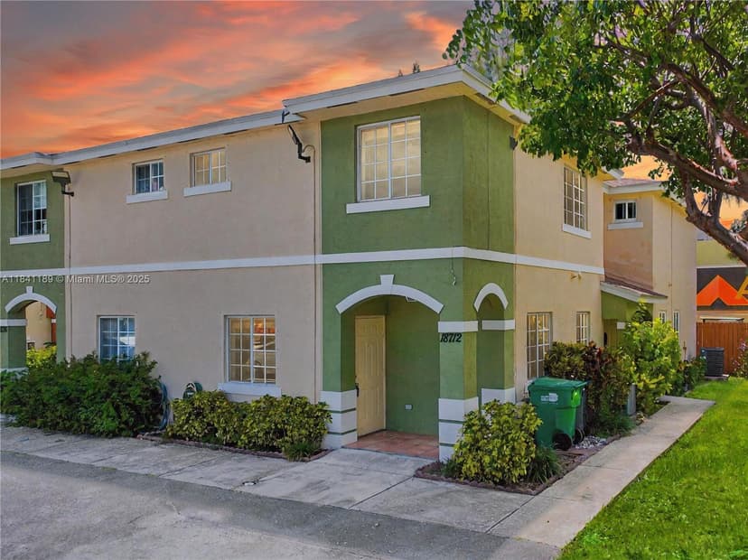 18712 SW 100th Ave # 18712, Cutler Bay FL 33157