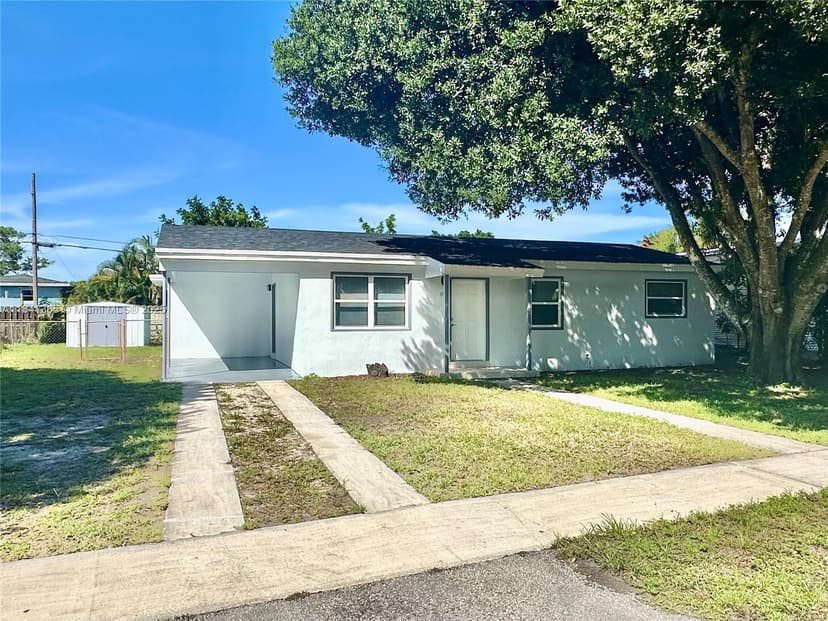 1130 SW 47th Ave, Plantation FL 33317