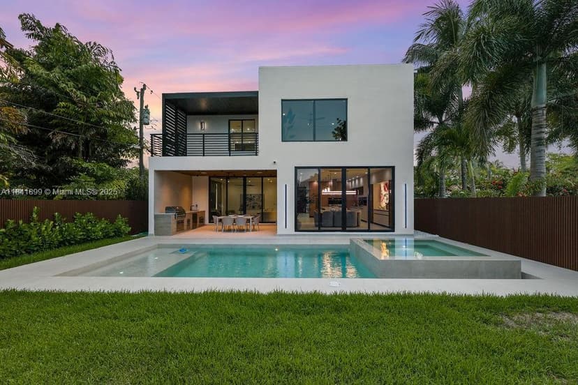 1132 SE 6th Ter, Fort Lauderdale FL 33316