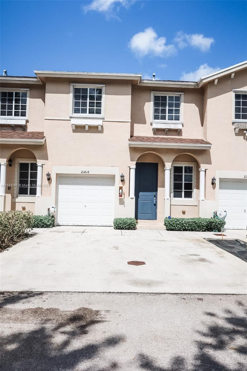 21416 NW 13th Pl, Miami Gardens FL 33169