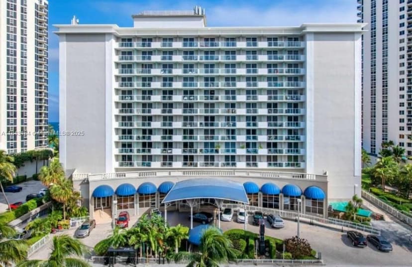 19201 Collins Ave # 114, Sunny Isles Beach FL 33160