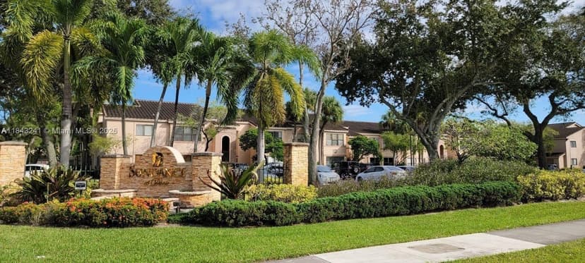 2846 S University Dr # 4202, Davie FL 33328