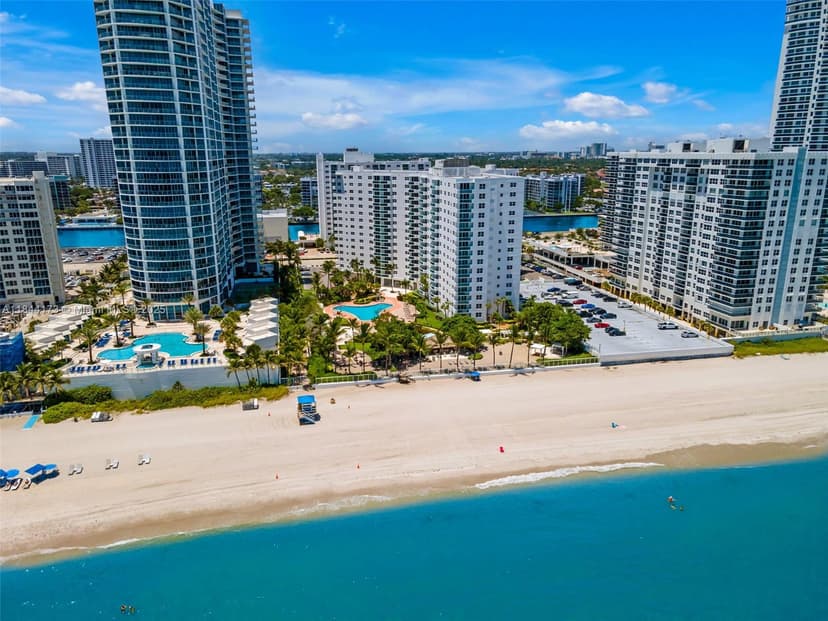 3000 S Ocean Dr # 1122, Hollywood FL 33019