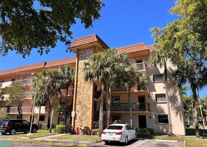 4940 E Sabal Palm Blvd # 205, Tamarac FL 33319