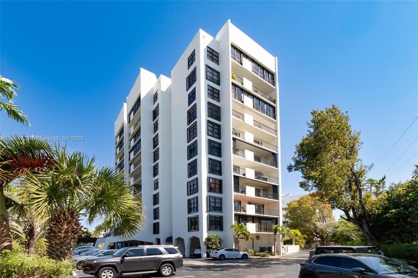 77 Crandon Blvd # 5B, Key Biscayne FL 33149
