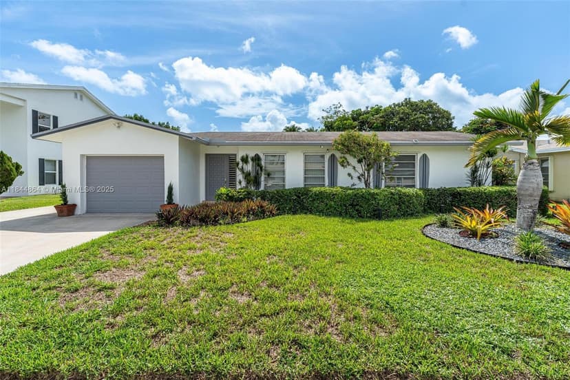 140 SW 126th Ave, Plantation FL 33325