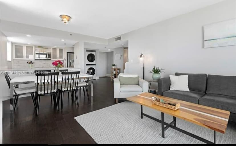 2400 SW 3rd Ave # 802, Miami FL 33129