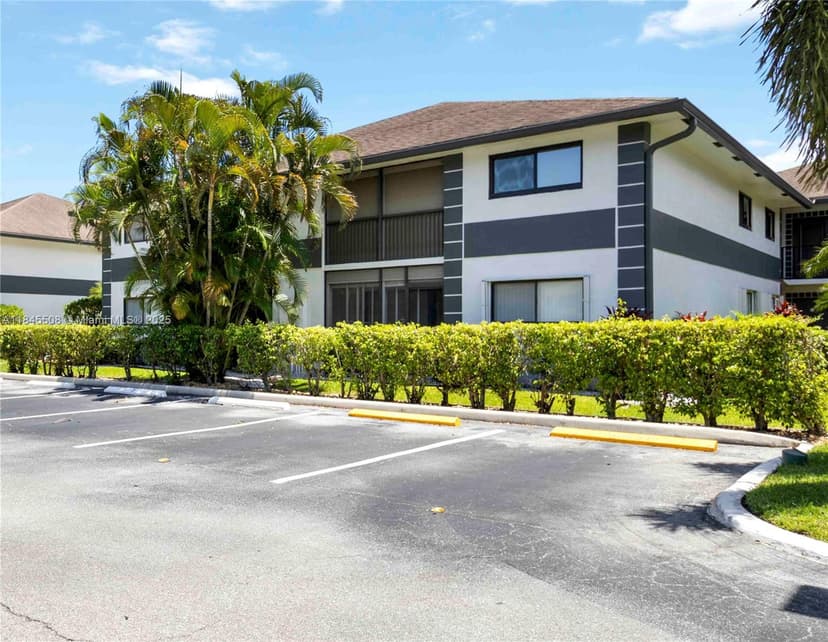 15364 Lakes Of Delray Blvd # 48, Delray Beach FL 33484