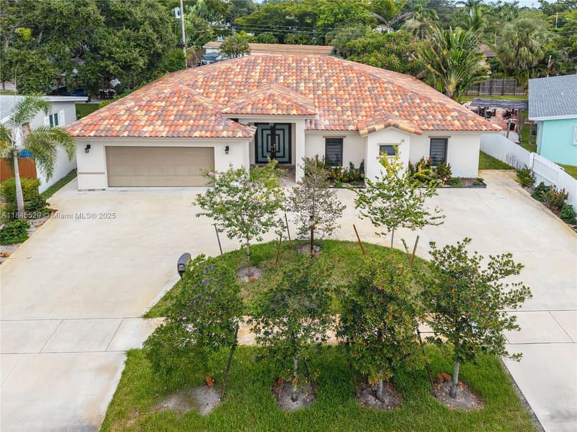 2011 SW 36th Ave, Fort Lauderdale FL 33312