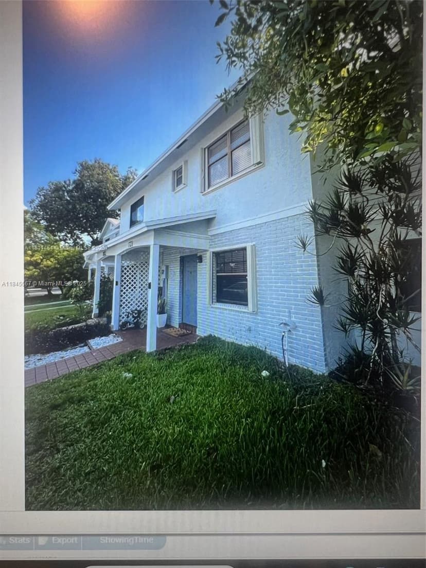 721 NW 105th Terrace # 721, Pembroke Pines FL 33026