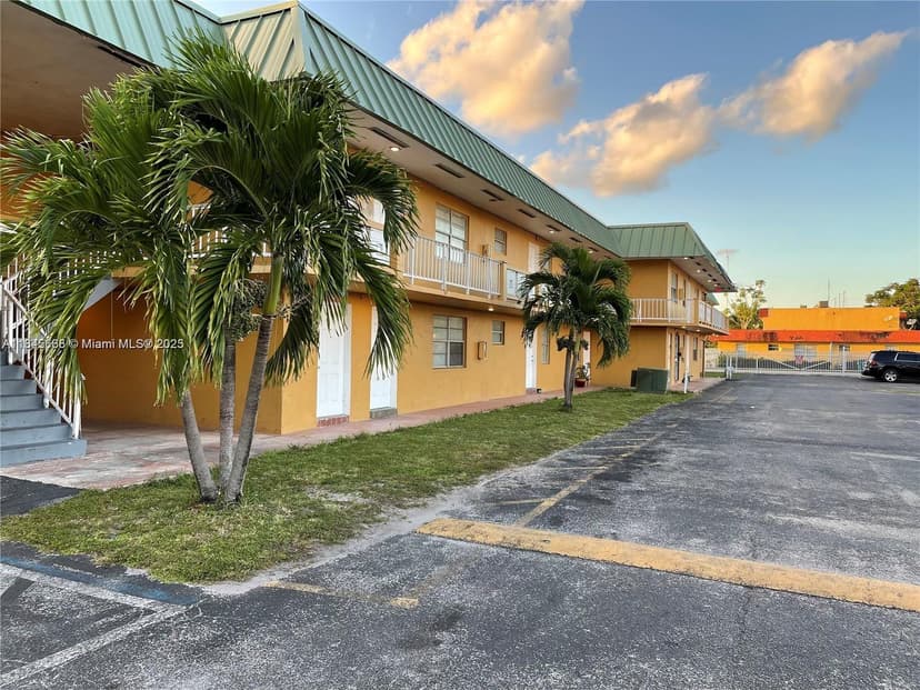 505 NW 177th St # 243, Miami Gardens FL 33169