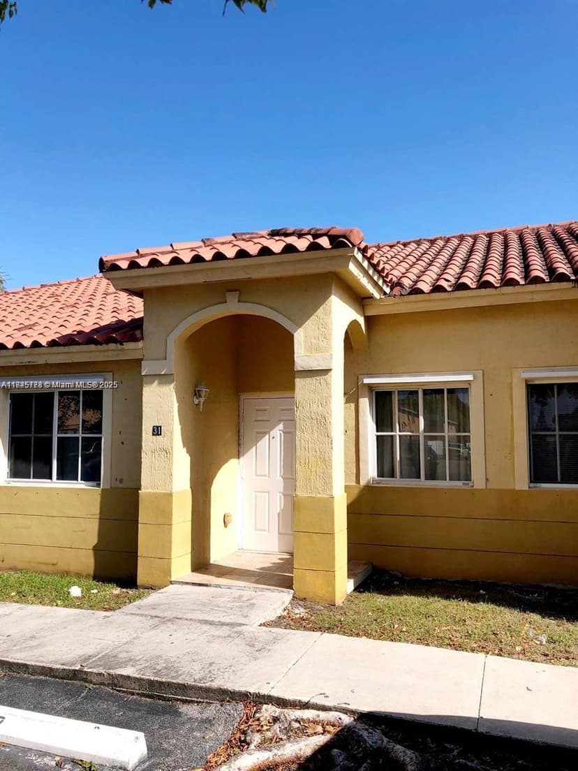31 NE 13th Ave # 5, Homestead FL 33033