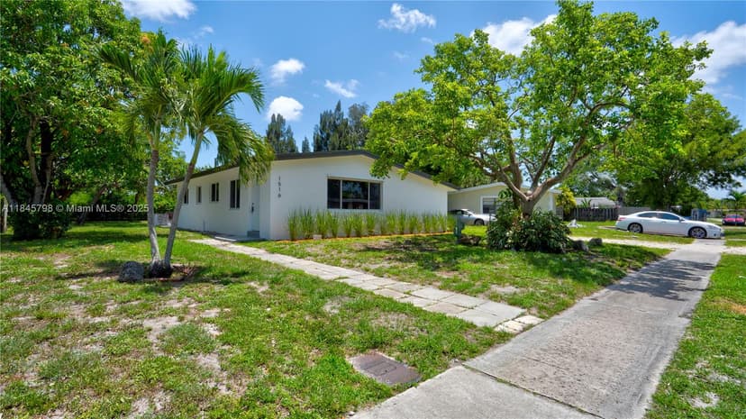 1516 NW 19th Ave, Fort Lauderdale FL 33311
