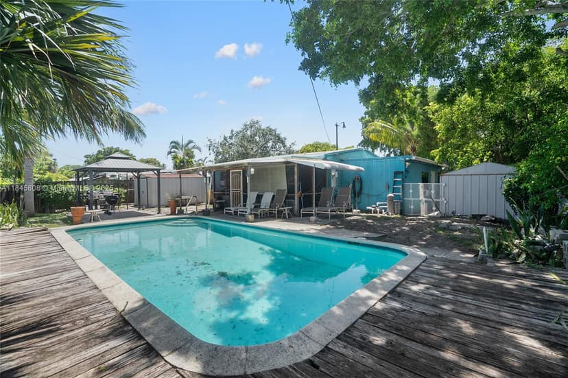 3120 NE 13th Ave, Pompano Beach FL 33064