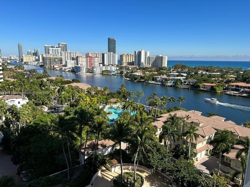 21050 Point Pl # 1403, Aventura FL 33180