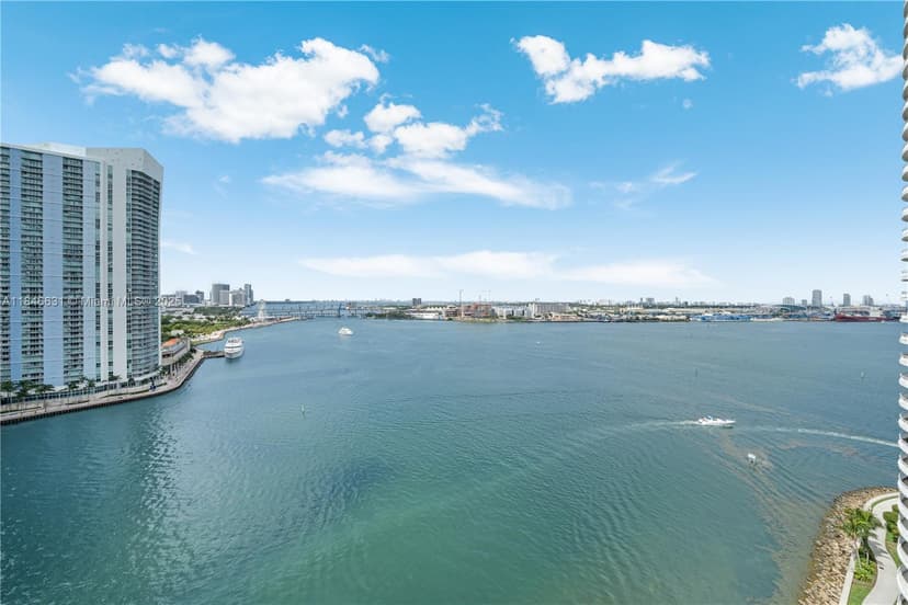 888 Brickell Key Dr # 1912, Miami FL 33131