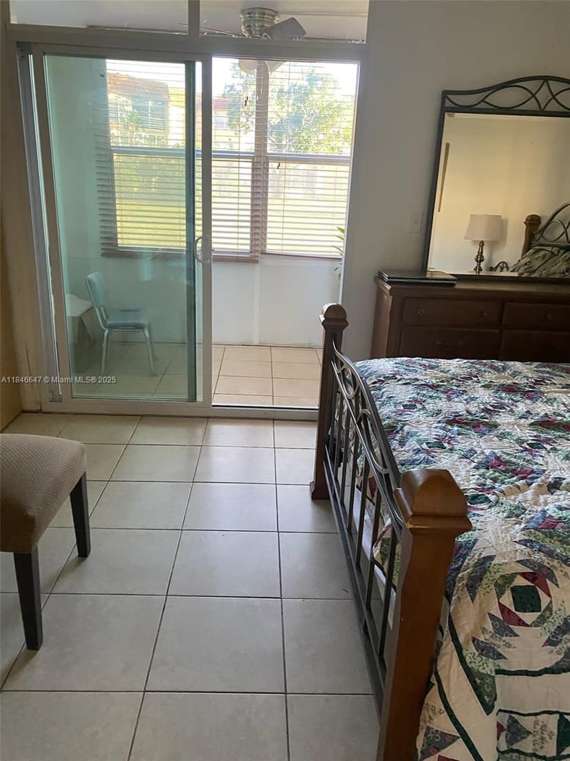9061 sunrise lakes blvd # 102, Sunrise FL 33322
