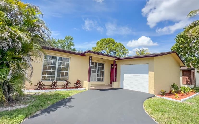 12020 NW 34th Pl, Sunrise FL 33323