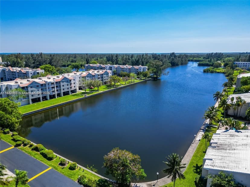 21121 SW 85th Ave # 311, Cutler Bay FL 33189
