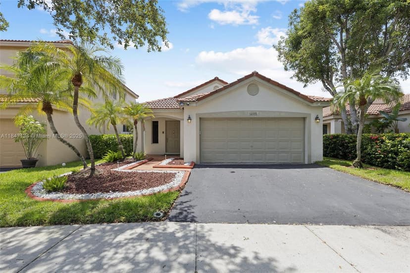 1485 Mira Vista Cir, Weston FL 33327