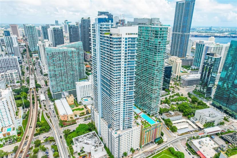 60 SW 13th St # 1605, Miami FL 33130