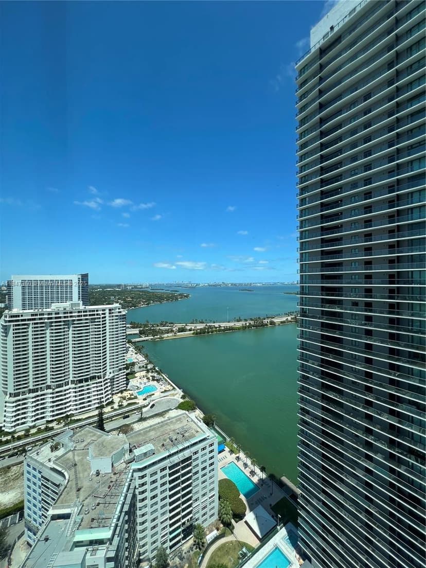 650 NE 32nd St # 3508, Miami FL 33137