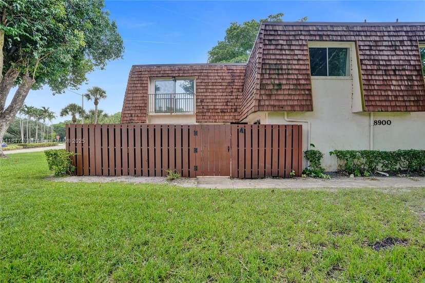 8900 SW 20th Pl # 25, Davie FL 33324