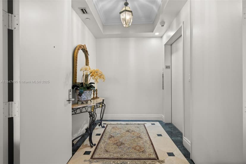 733 Crandon Blvd # 405, Key Biscayne FL 33149