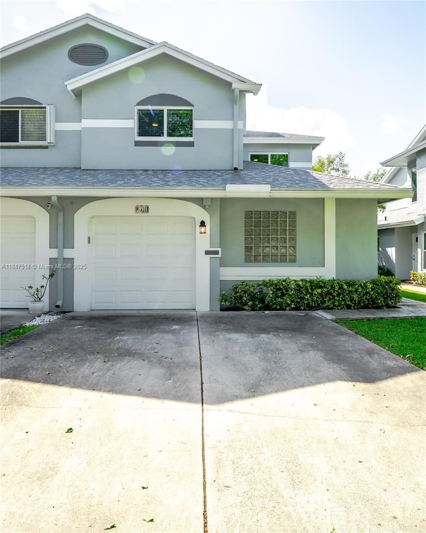 6061 Old Court Rd # 208, Boca Raton FL 33433
