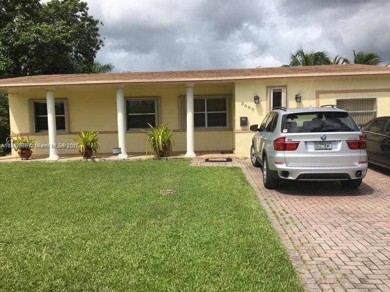3600 E Shore Rd, Miramar FL 33023