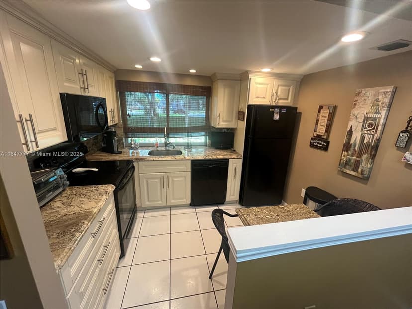 9351 Lime Bay Blvd # 101, Tamarac FL 33321