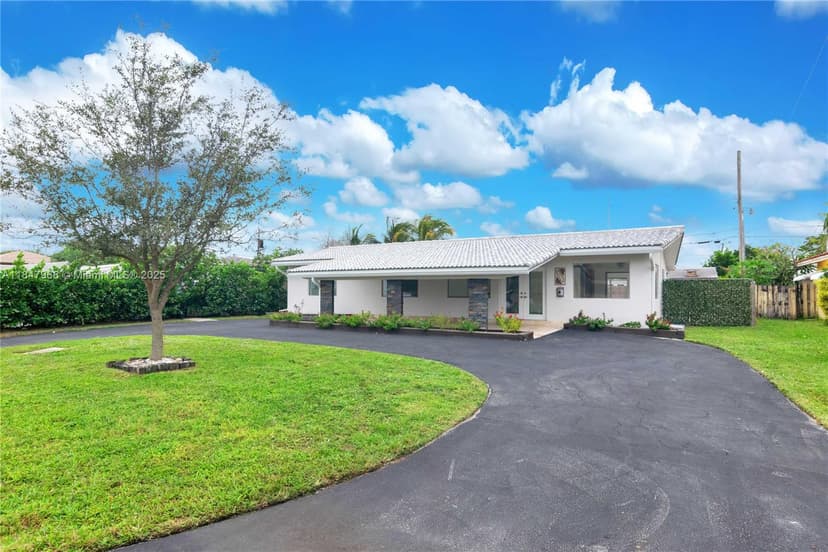 4031 NE 18th Ave, Pompano Beach FL 33064