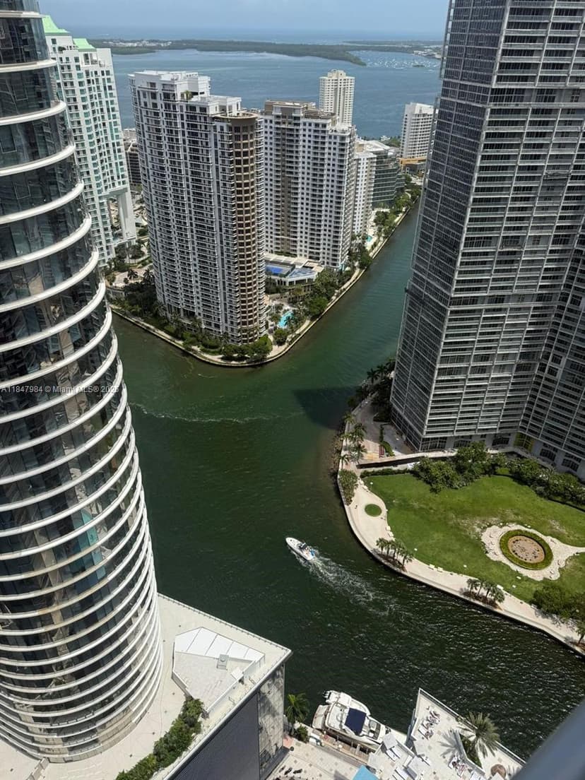 200 Biscayne Boulevard Way # 4801, Miami FL 33131
