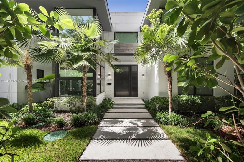 3648 Loquat Ave, Coconut Grove FL 33133