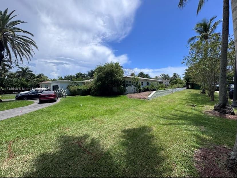 201 Golden Beach Dr, Golden Beach FL 33160