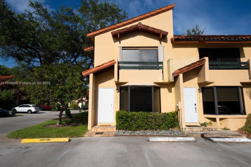 7872 SW 102nd Ln, Miami FL 33156