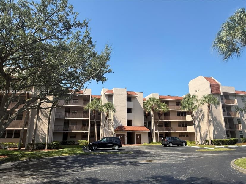 1920 Sabal Palm Dr # 201, Davie FL 33324
