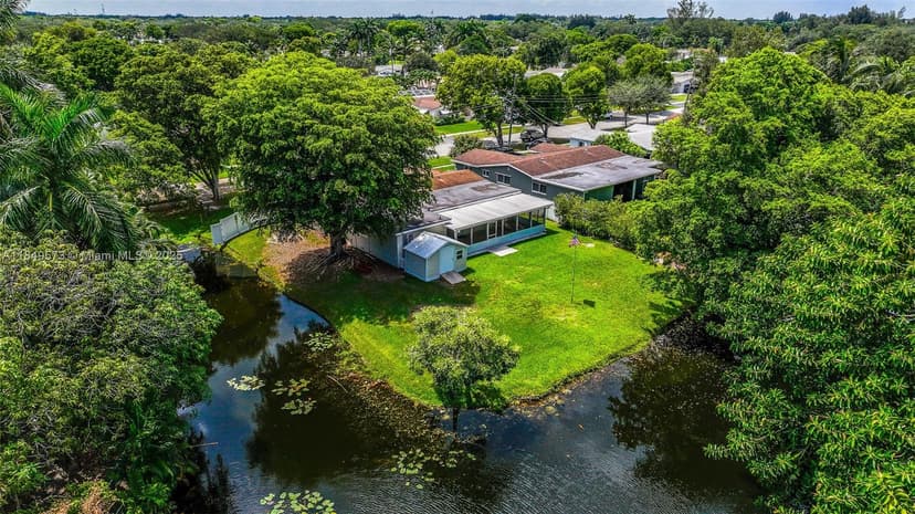 5320 SW 88th Ter, Cooper City FL 33328