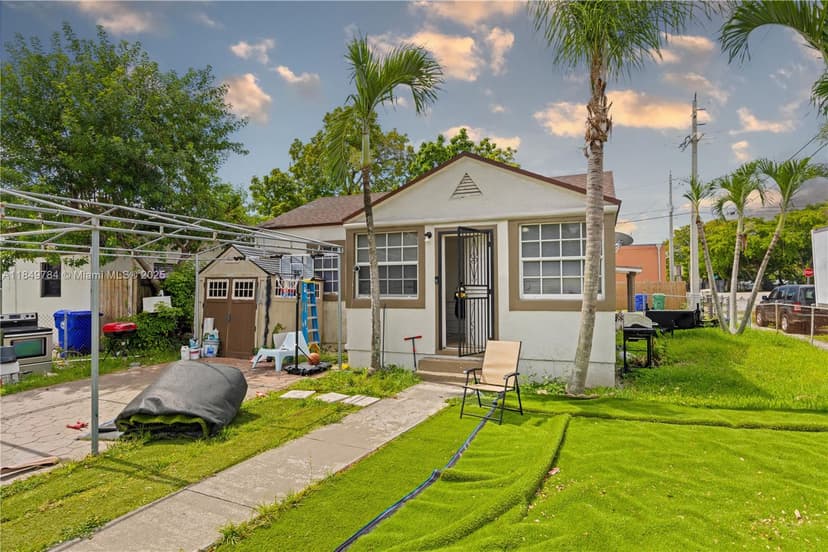 790 NW 63rd St, Miami FL 33150