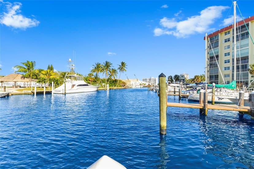 2731 NE 14th St Cswy # 502, Pompano Beach FL 33062
