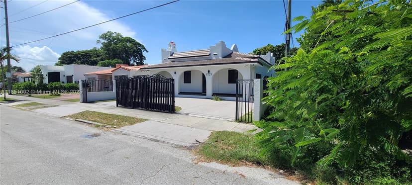 1721 SW 24th Ter, Miami FL 33145
