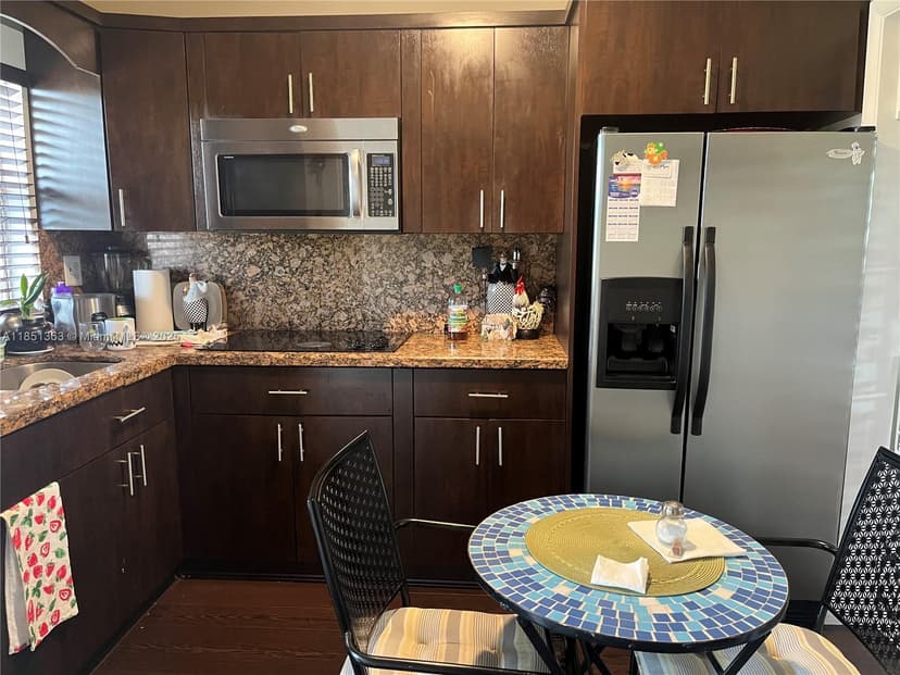 9360 Sunrise Lakes Blvd # 302, Sunrise FL 33322