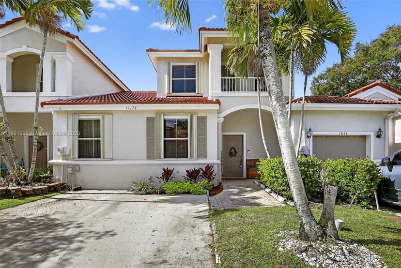 13174 NW 9th Ct, Pembroke Pines FL 33028