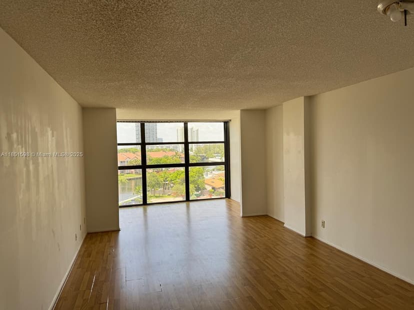 200 Leslie Dr # 616, Hallandale Beach FL 33009