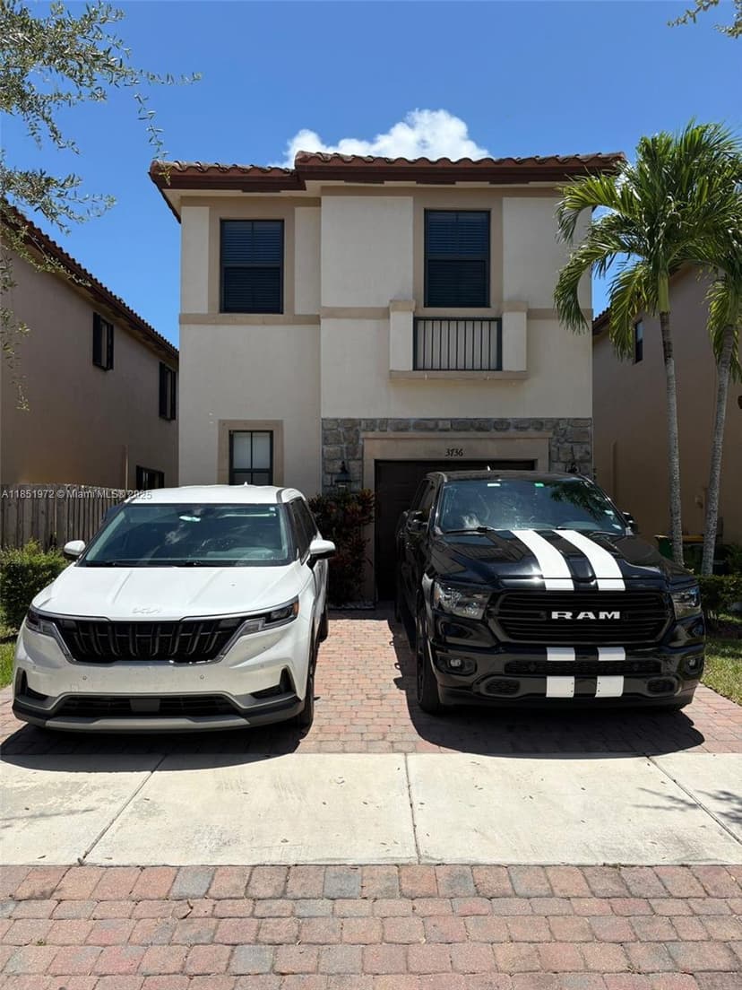 3736 NE 2nd St, Homestead FL 33033