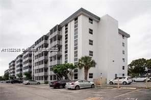 16950 W Dixie Hwy A230 Hwy # 230, North Miami Beach FL 33160