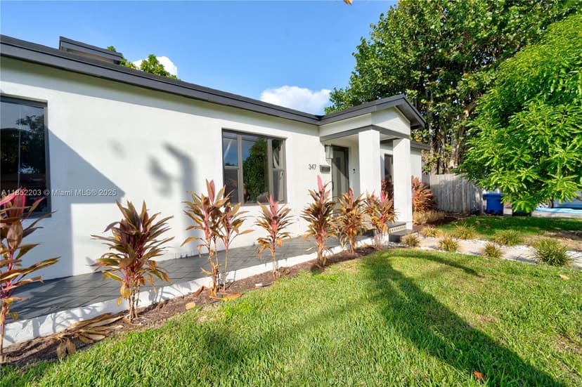 347 NE 110th St, Miami FL 33161