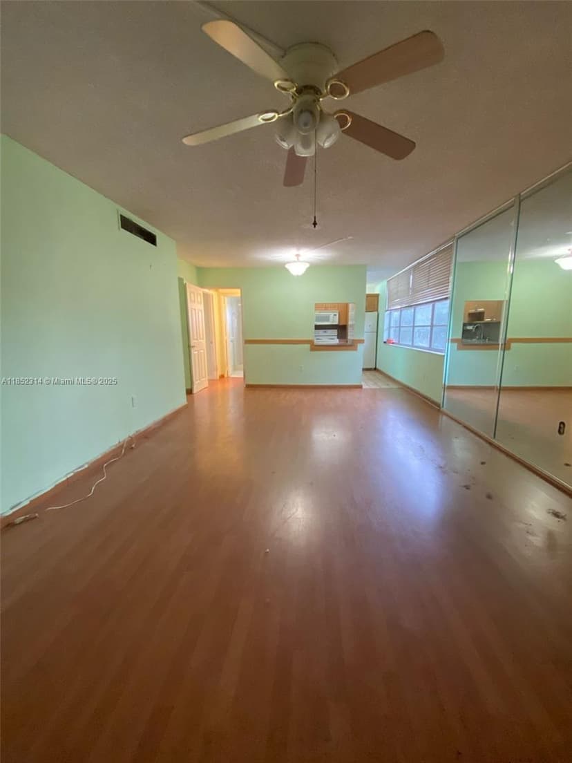 9420 Tangerine Pl # 407, Davie FL 33324